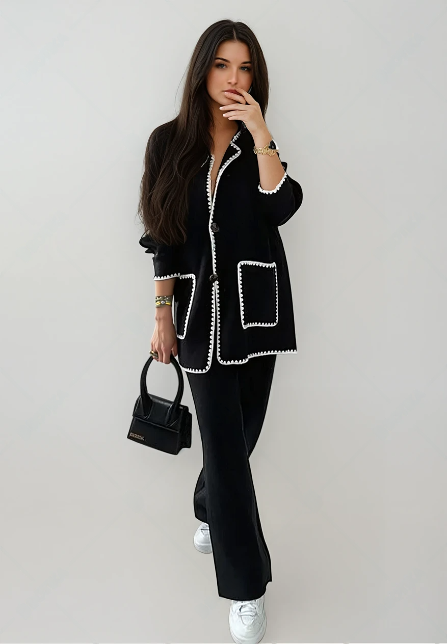 Chic Contrast-Trim Two-Piece Set – Elegant Jacket & Pants