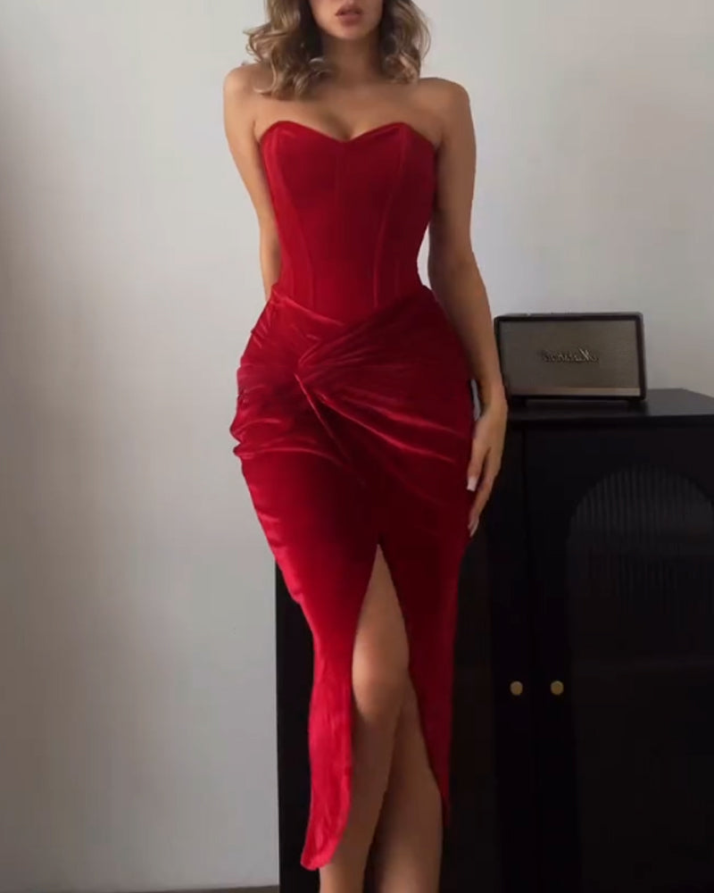 Elegant Strapless Slit Party Dress – Sultry & Chic Evening Look