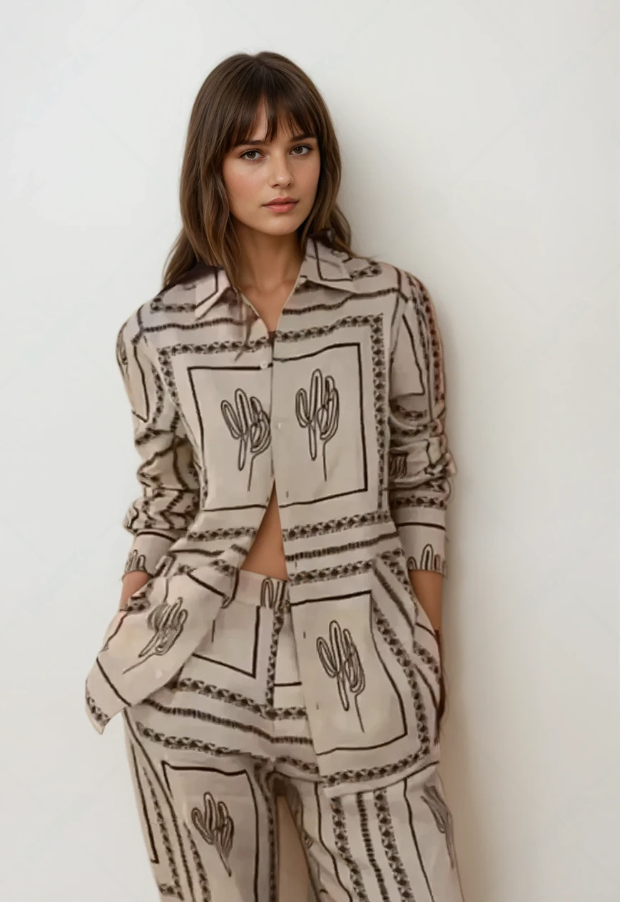 Modern Geometric Print Two-Piece Set – Stylish & Trendy Outfit